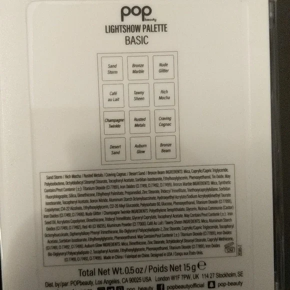 NWT Eyeshadow Palette - Picture 2 of 2